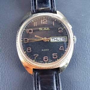 Slava Day/Date 17 Jewels Manual Winding Watch Made In The USSR